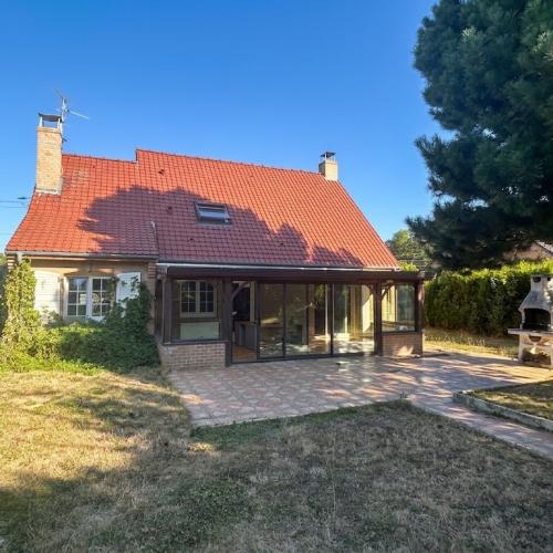 Pavillon individuel de 153m2 bâti sur une parcelle de 1941m2