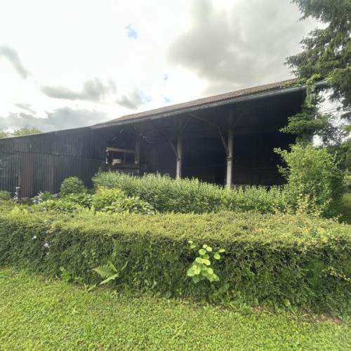 Grange et hangar à transformer en habitation, secteur prisé 