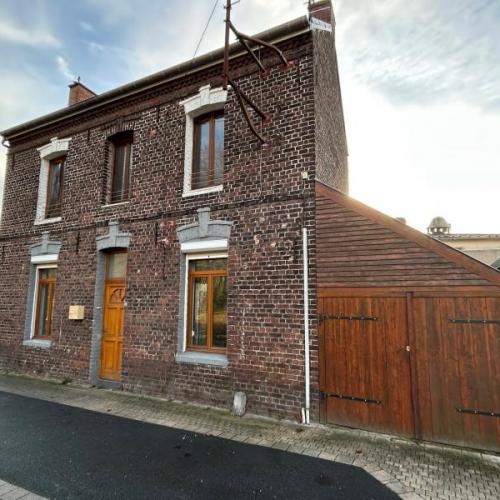 Maison 1930 individuel très bon état développant 80m2 et bât