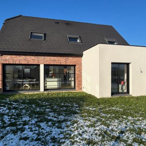 Pavillon individuel semi plain pied de 2023 ! Excellent état