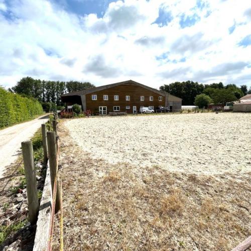 Installations équestres + logement le tout sur une parcelle 