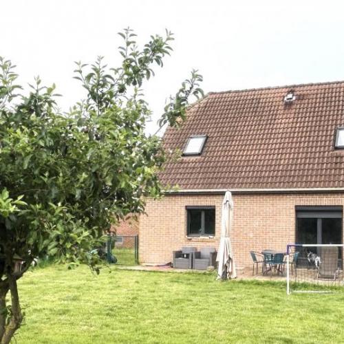 Pavillon individuel de 2004 développant 112m2 utiles et bâti