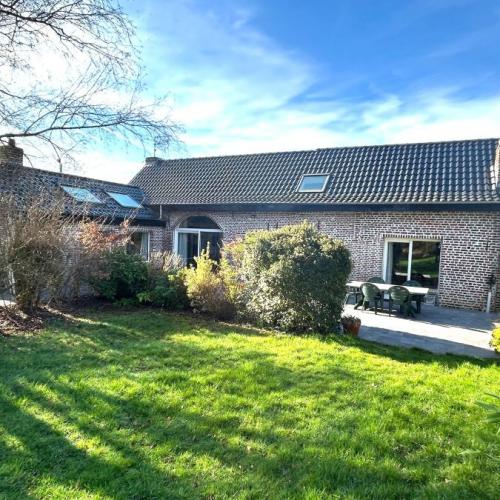 Fermette en L individuelle de 212m2 bâti sur une parcelle de