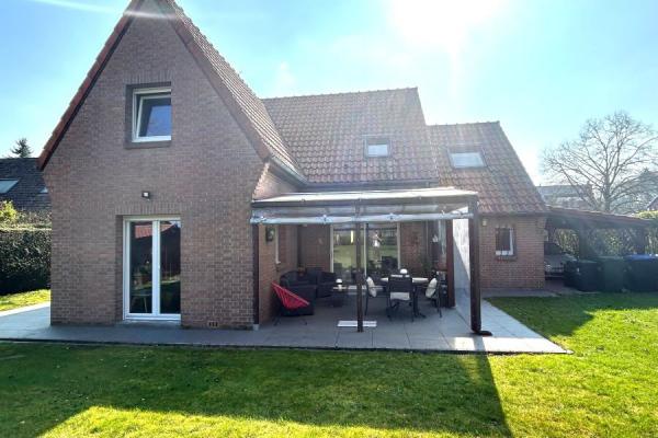 Pavillon individuel situé dans une rue calme et prisée !! 