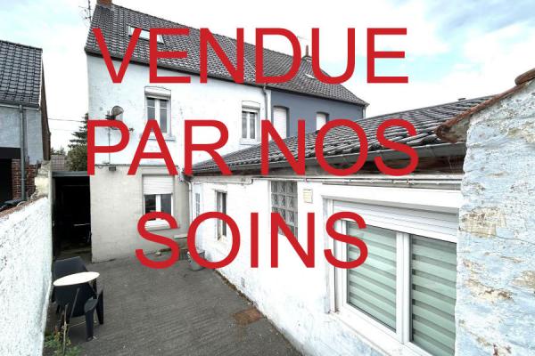 Maison 1930 semi individuelle développant 119m2 et bâtie sur