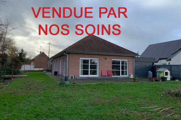 Plain-pied individuel avec combles aménageable bâti sur un b