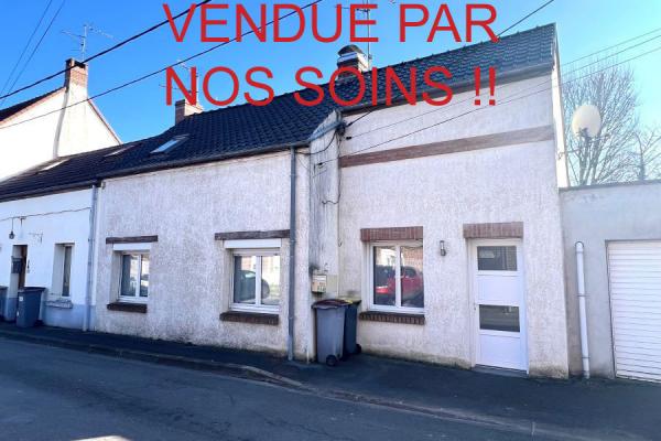 Hyper centre, maison mitoyenne avec 2 chambres proche toutes