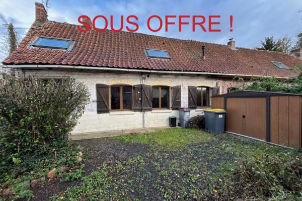 Fermette en L à rénover complétement développant 152m2 et bâ