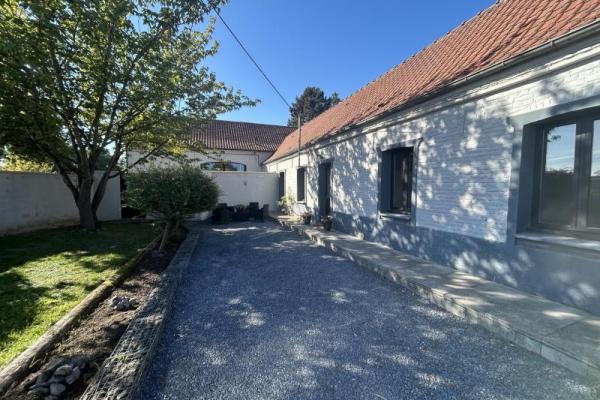 Longère semi individuelle développant 82,26m2 et bâtie sur 2