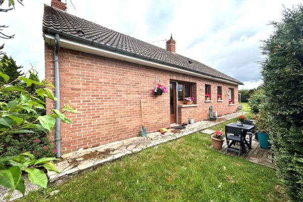 Plain pied individuel de 98,6m2 bâti sur une parcelle de 947