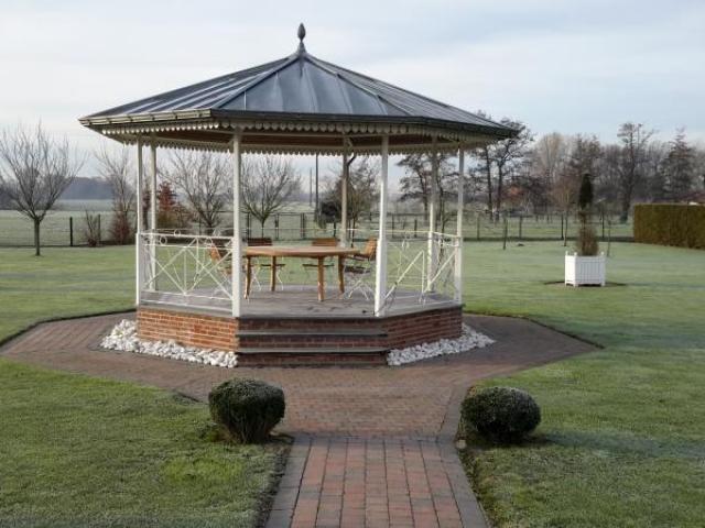 Pavillon individuel de 2010, prestations de qualité !!! 