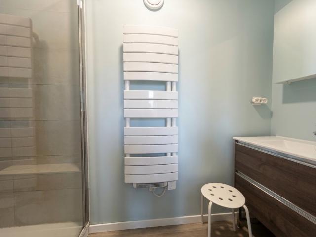 Pavillon individuel semi plain-pied de 2017 développant 142,