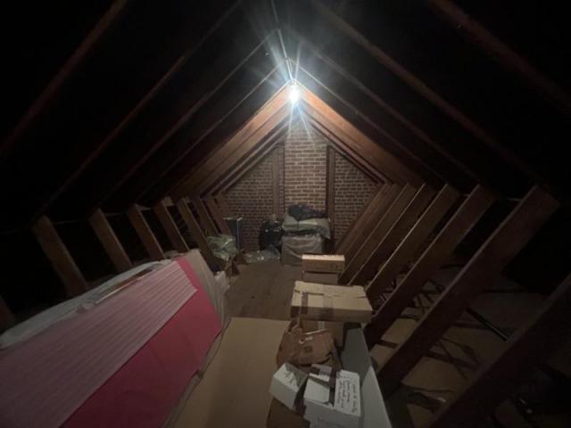 Semi individuelle rénovée développant 92,22m2 et bâtie sur 3