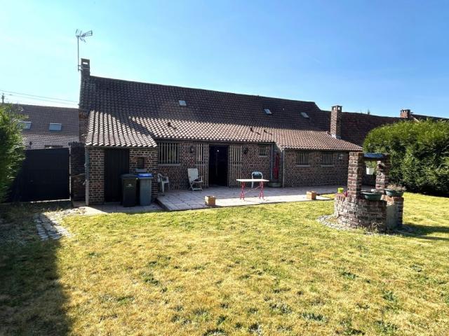 Longère avec charme et cachet + garage + possibilité seconde