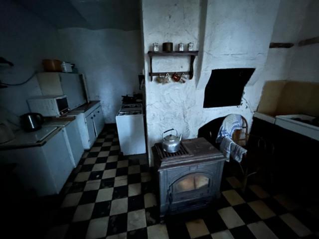 Corps de ferme individuelle comprenant : bâtisse principale 