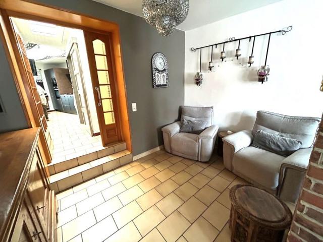 Maison 1930 mitoyenne de 66,65m2 bâtie sur une parcelle de 1