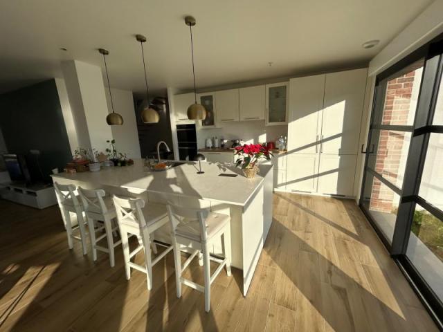 Pavillon individuel semi plain pied de 2023 ! Excellent état