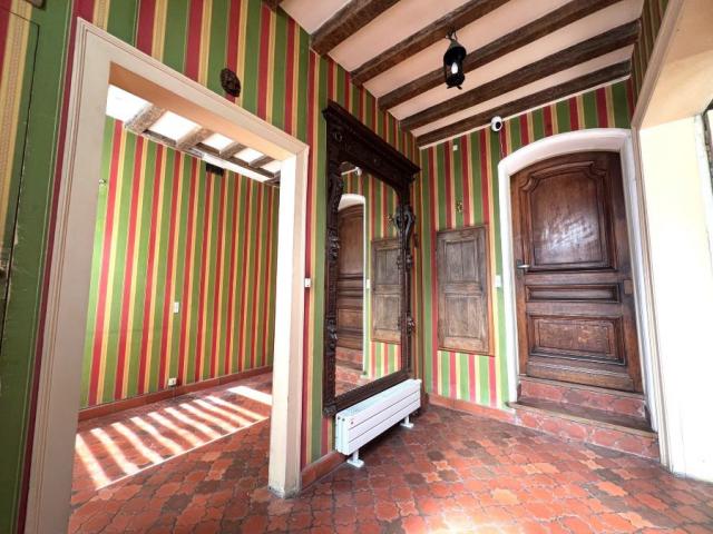 Beaucoup de charme et de cachet pour cette maison de ville d
