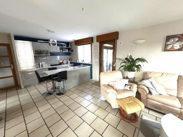 Deux logements de plain-pied idéal gite ou regroupement fami