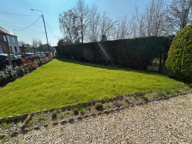 Maison bourgeoise Semi individuelle développant de beaux vol