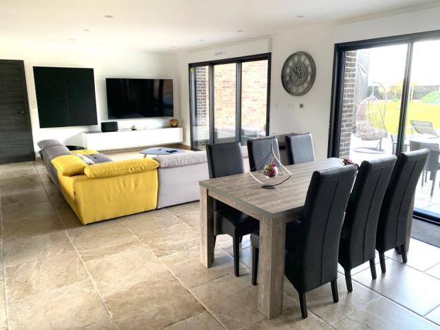 Plain-pied individuel neuf, secteur calme et prisé, 180m2 ha