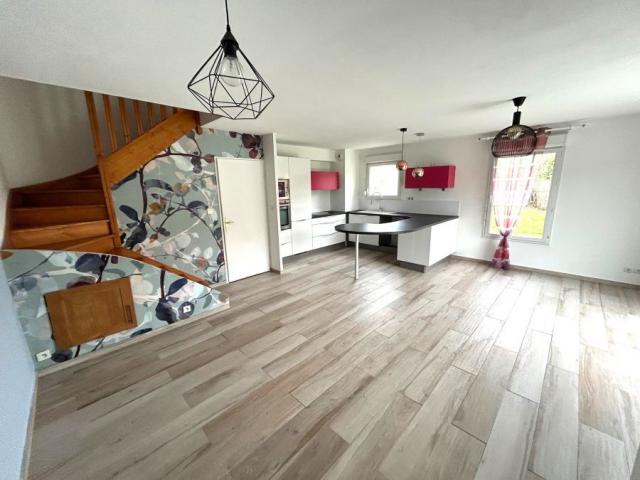 EXCLU  !! Appartement T3 en duplex dans une résidence sécuri