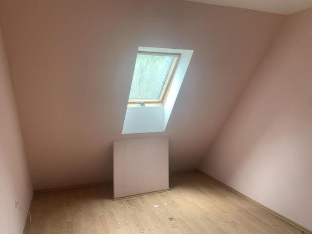 Maison de ville sur 3 niveaux à rénover complétement ! 