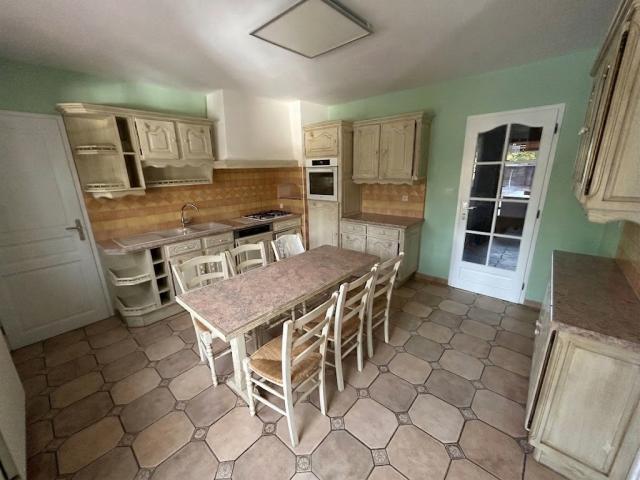 Pavillon individuel de 153m2 bâti sur une parcelle de 1941m2