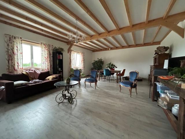 Installations équestres + logement le tout sur une parcelle 