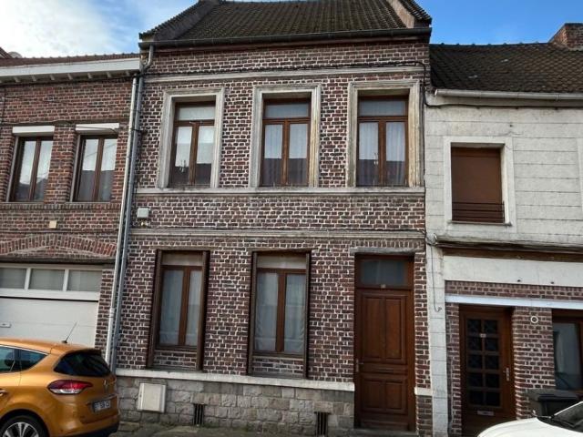 Maison de ville 1930 mitoyenne + ancienne maison non attenan