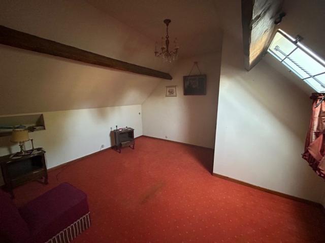 Longère avec charme et cachet + garage + possibilité seconde