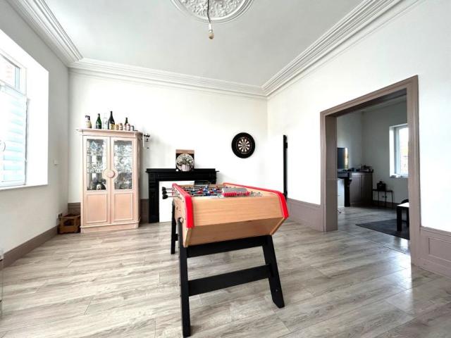 Maison de style Bourgeoise entièrement rénovée située au coe