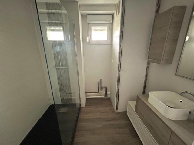 EXCLU  !! Appartement T3 en duplex dans une résidence sécuri