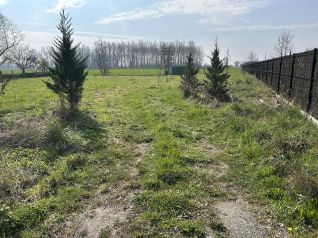 Terrain de loisir en zone agricole, superficie 1485m2 !! 