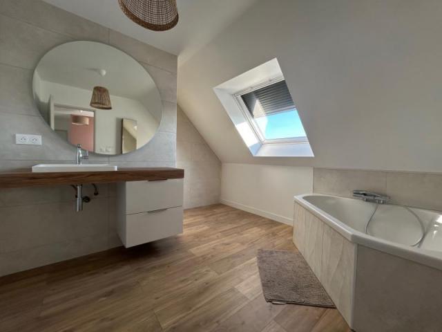 Pavillon individuel semi plain pied de 2023 ! Excellent état