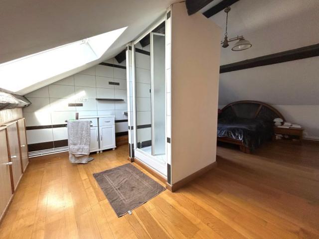 Fermette en L individuelle de 212m2 bâti sur une parcelle de