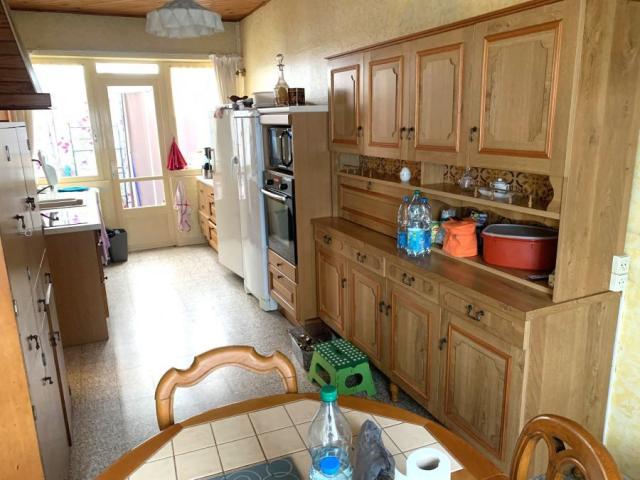 Maison semi individuelle de 93m2 avec garage bâtie sur une p