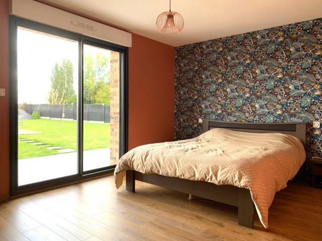 Plain-pied individuel neuf, secteur calme et prisé, 180m2 ha