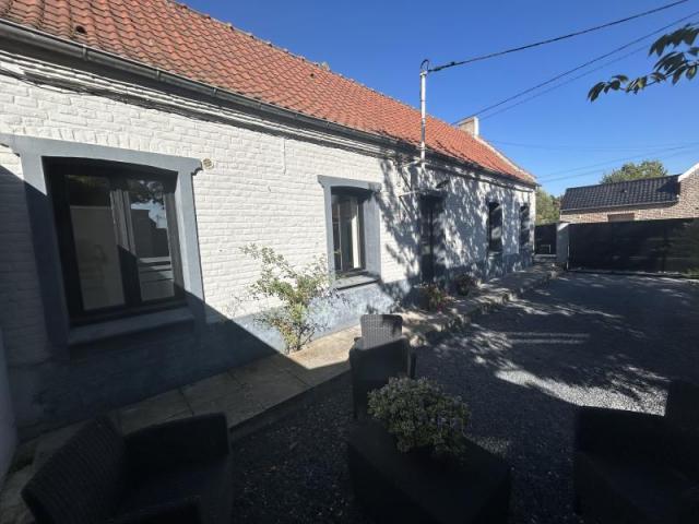 Longère semi individuelle développant 82,26m2 et bâtie sur 2