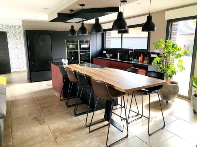 Plain-pied individuel neuf, secteur calme et prisé, 180m2 ha