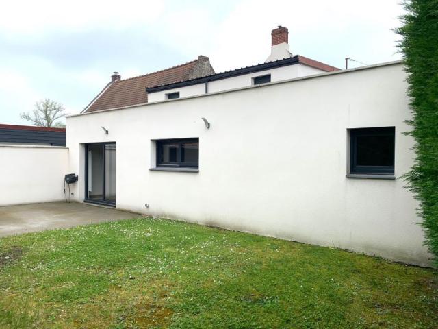 Maison de village entièrement rénovée secteur prisé, 139m2 h