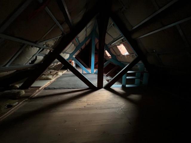 Centre ville, immeuble à usage mixte développant plus de 257