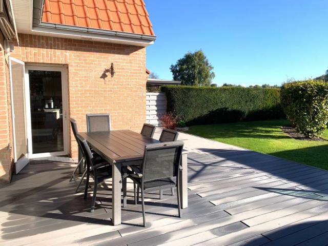 Pavillon individuel de 2002 de 160m2 en parfait état bâti su