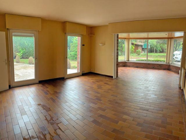 Maison de campagne individuelle à rénover, beaux volumes ! C