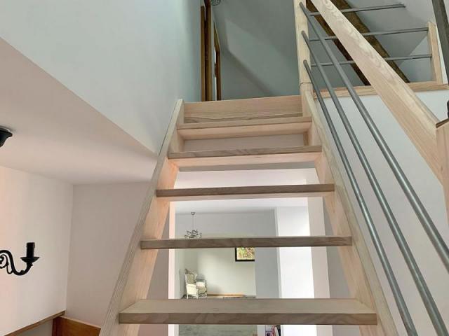 Grange rénovée en semi-plain-pied, matériaux de qualité, bea