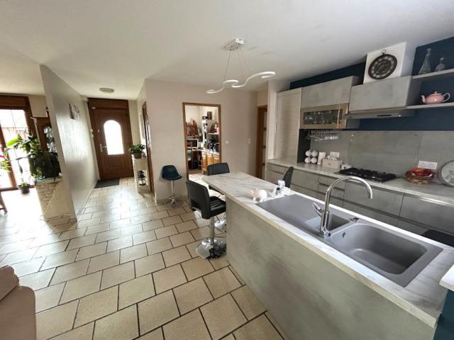 Deux logements de plain-pied idéal gite ou regroupement fami