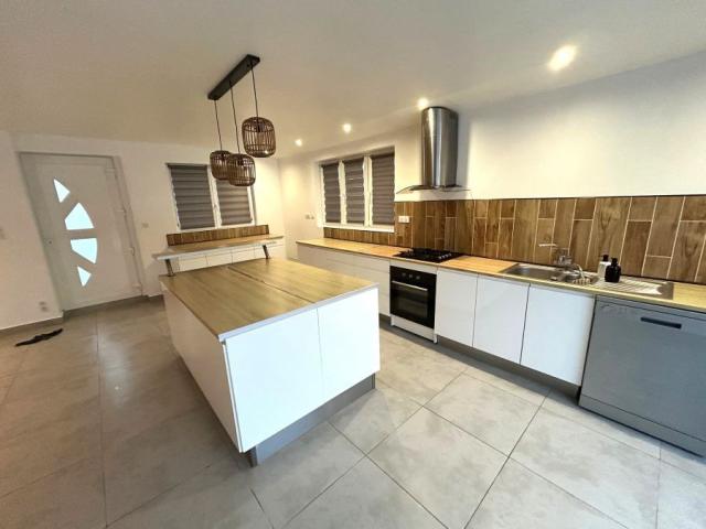 Maison de campagne individuelle située au calme et proche de