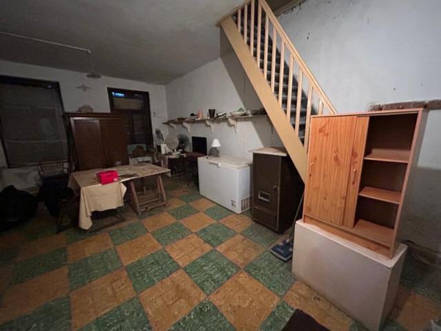 Corps de ferme individuelle comprenant : bâtisse principale 