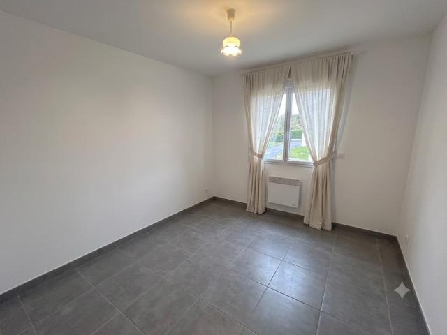 Plain-pied individuel achevé en 2014 développant 110,85m2 et