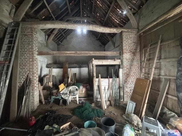Grange et hangar à transformer en habitation, secteur prisé 